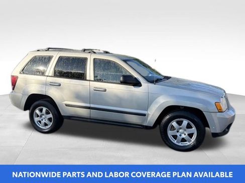 Used 2009 Jeep Grand Cherokee Laredo AWD/4WD image 2