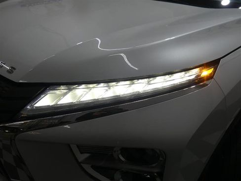 Used 2023 Mitsubishi Eclipse Cross SE AWD/4WD image 15