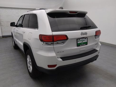 Used 2020 Jeep Grand Cherokee Laredo image 5