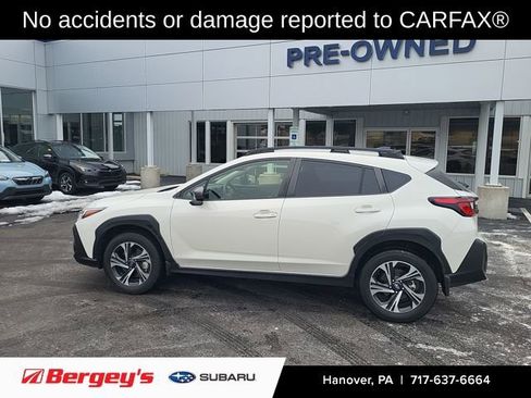 Used 2024 Subaru Crosstrek 2.0i Premium w/ Crosstrek Mirror Package image 2