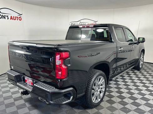 Used 2019 Chevrolet Silverado 1500 High Country w/ High Country Premium Package AWD/4WD image 7