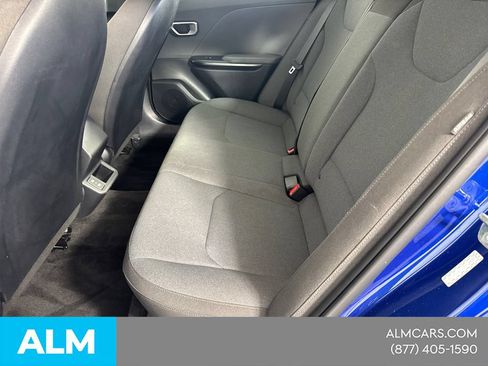 Used 2025 Kia K4 FWD image 23