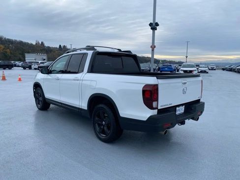 Certified 2022 Honda Ridgeline Black Edition image 10