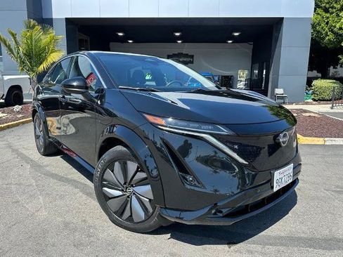 Certified 2023 Nissan Ariya FWD image 1