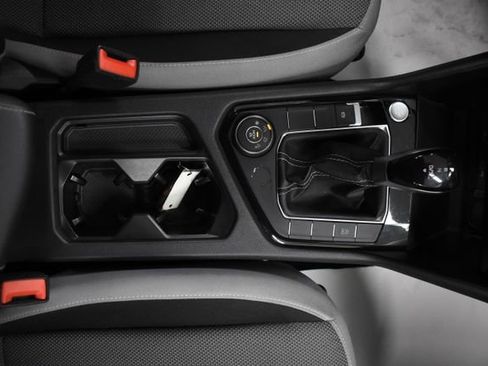 Used 2024 Volkswagen Taos S image 30