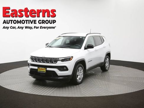 Used 2022 Jeep Compass Latitude w/ Convenience Group AWD/4WD image 54