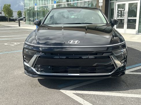New 2026 Hyundai Sonata SEL FWD image 3