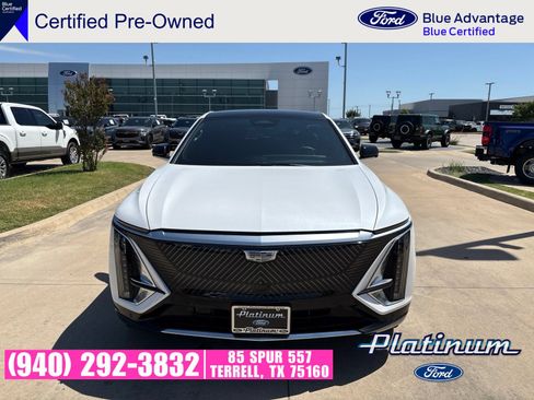 Used 2024 Cadillac Lyriq Sport RWD image 9