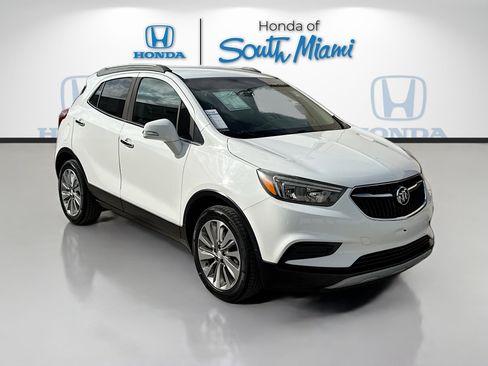 Used 2017 Buick Encore Preferred image 1