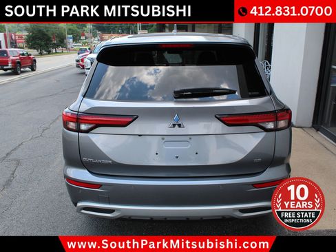 Used 2023 Mitsubishi Outlander SE AWD/4WD image 8