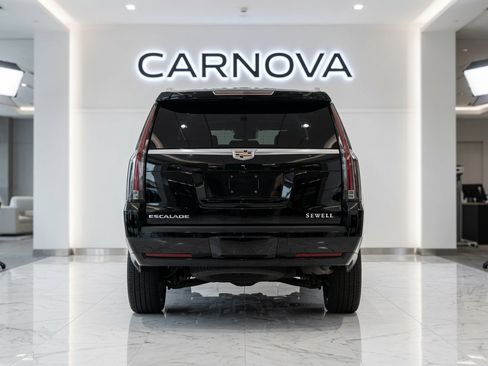 Used 2020 Cadillac Escalade ESV Premium Luxury AWD/4WD image 11
