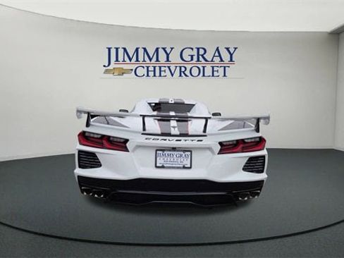 Used 2024 Chevrolet Corvette Stingray Preferred Conv w/ 2LT image 4