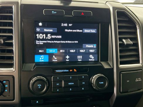 Used 2016 Ford F150 XLT w/ Equipment Group 302A Luxury AWD/4WD image 26