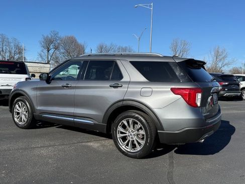 Certified 2024 Ford Explorer Limited AWD/4WD image 6