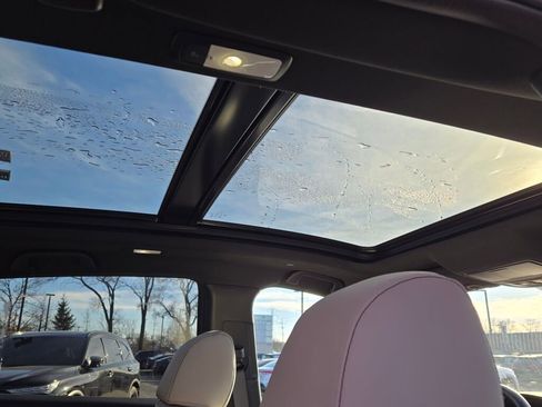 Certified 2025 Acura RDX SH-AWD image 11