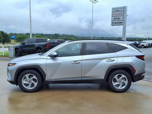 Used 2024 Hyundai Tucson SEL FWD image 4