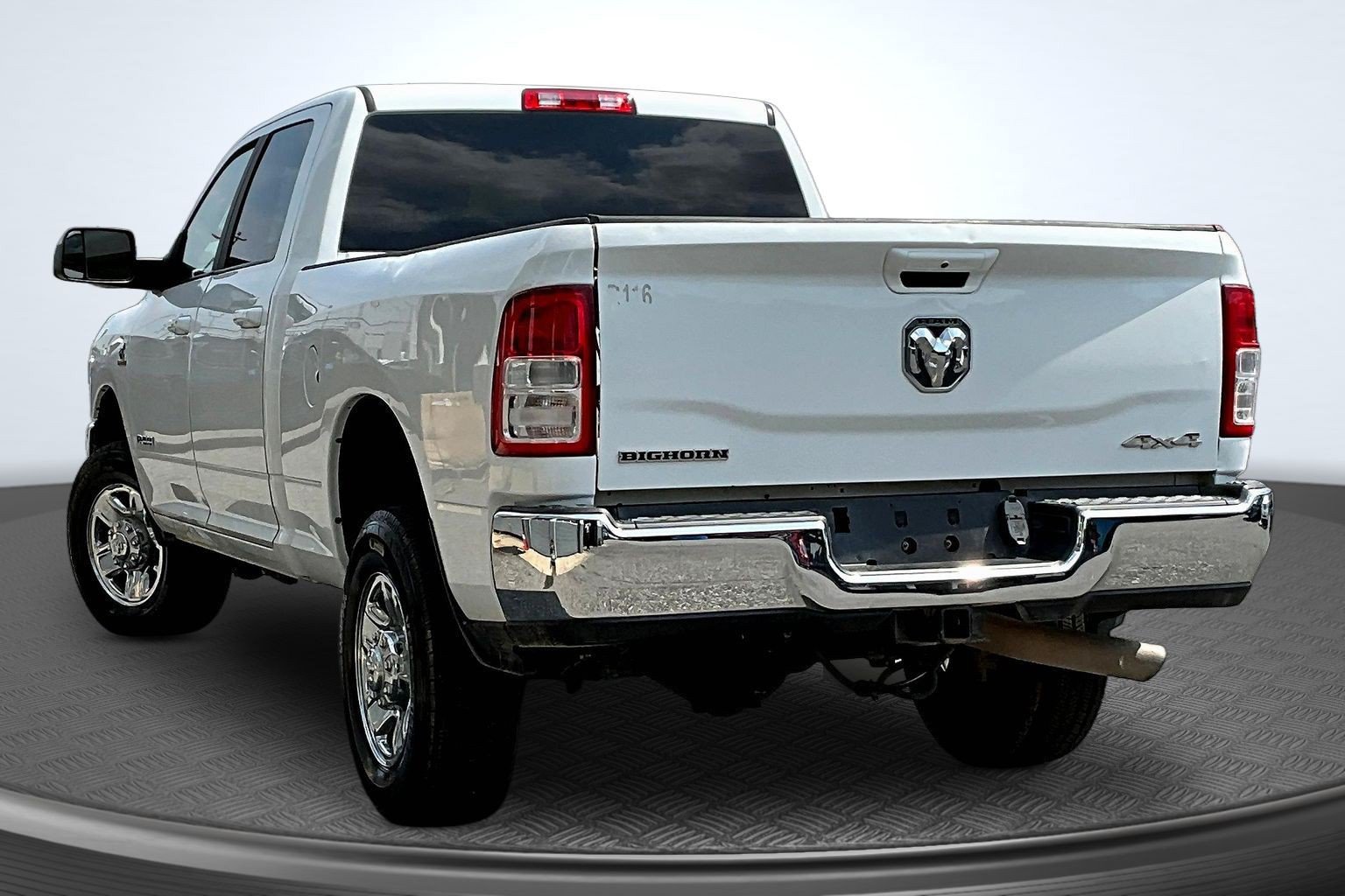 Used 2022 RAM 2500 Big Horn w/ Cold Weather Group AWD/4WD image 3