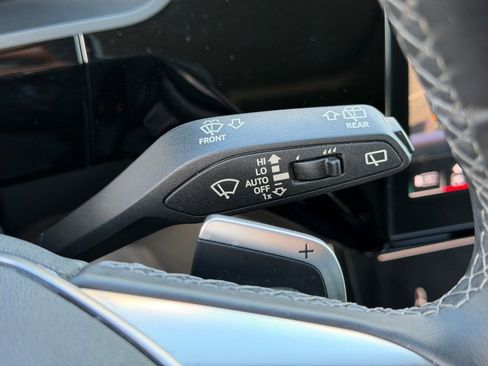 Certified 2022 Audi e-tron Premium w/ Convenience Plus Package image 35
