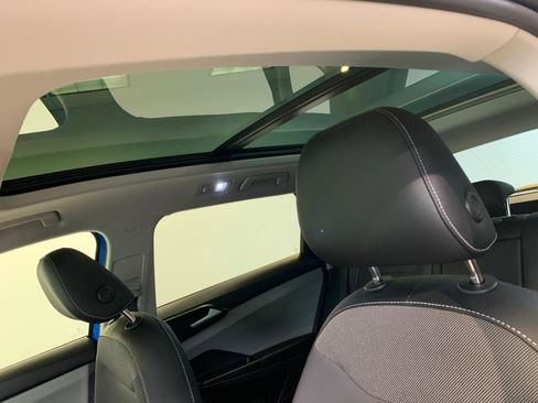 Used 2022 Volkswagen Taos SE image 20