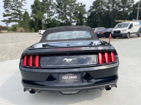 Used 2016 Ford Mustang Premium RWD image 6