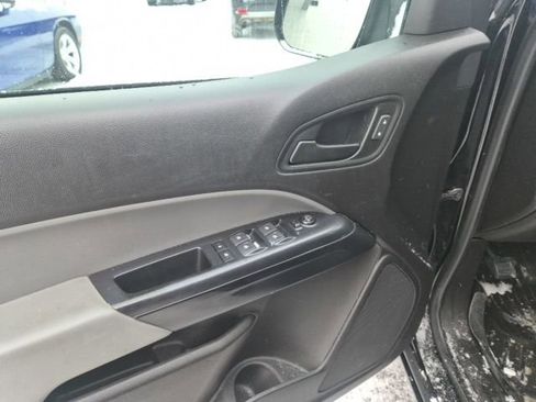 Used 2019 Chevrolet Colorado W/T w/ Custom Special Edition image 15