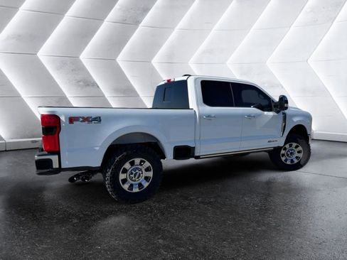 Used 2024 Ford F250 Lariat w/ Lariat Ultimate Package AWD/4WD image 4