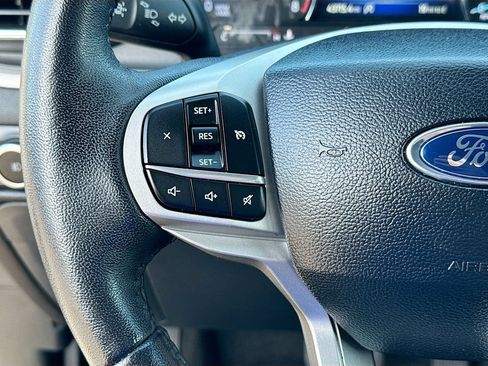 Certified 2024 Ford Explorer XLT w/ Equipment Group 202A RWD image 12