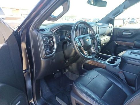 Used 2019 Chevrolet Silverado 1500 High Country image 9