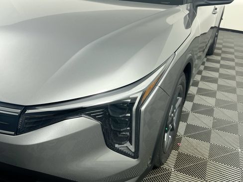 New 2026 Kia K4 FWD image 10