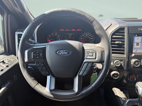Used 2019 Ford F150 XLT w/ Equipment Group 302A Luxury AWD/4WD image 16