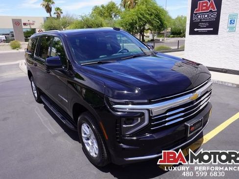 Used 2025 Chevrolet Suburban LT RWD image 66