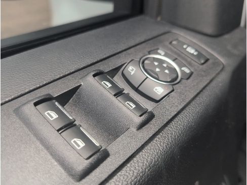 Used 2021 Ford F250 Lariat w/ Chrome Package image 15