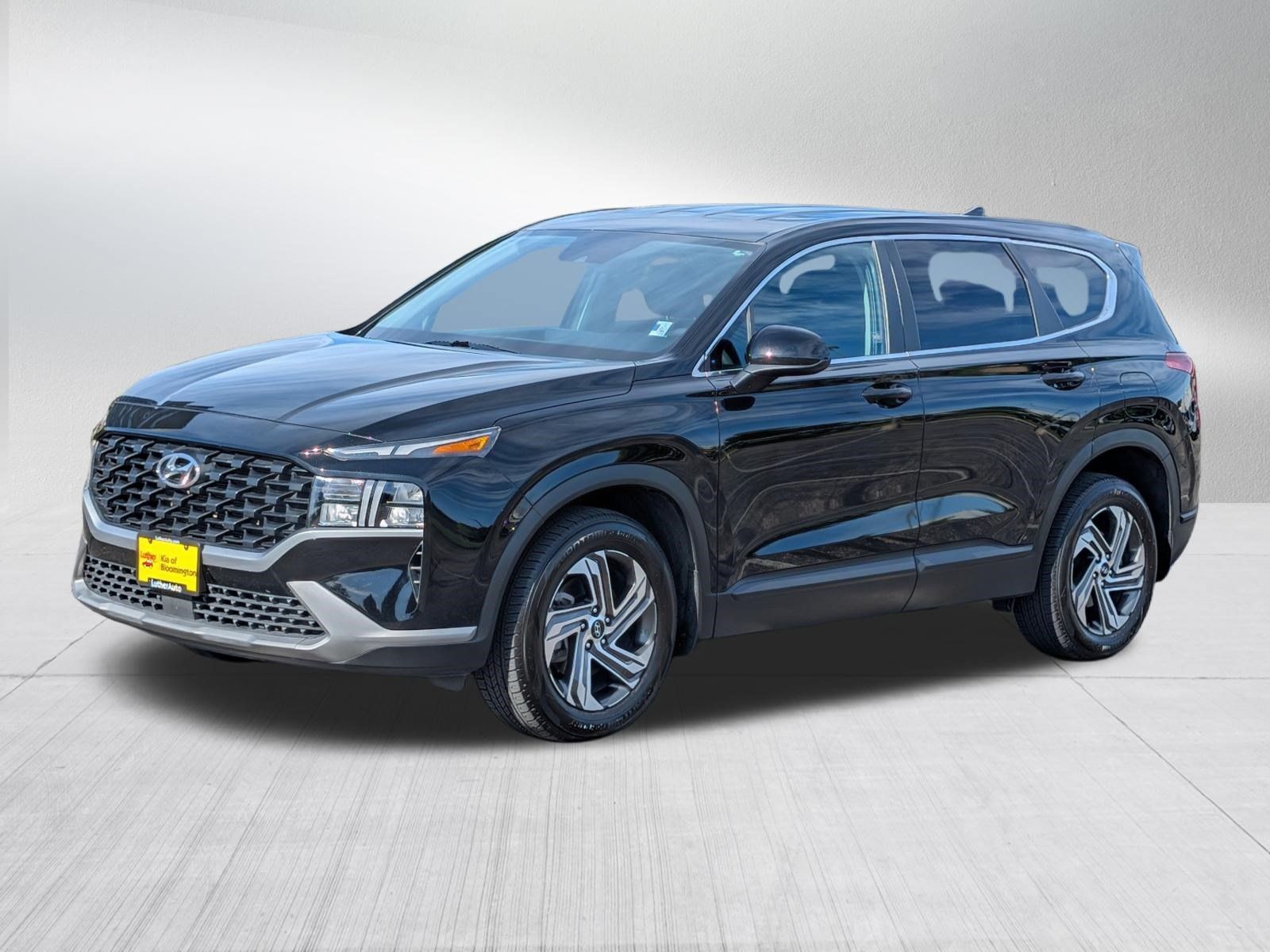 Used 2022 Hyundai Santa Fe SE FWD image 3