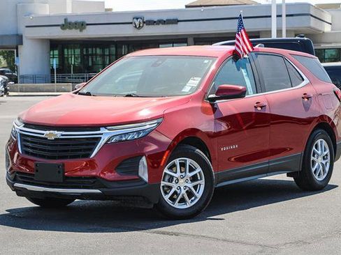 Used 2022 Chevrolet Equinox LT image 1