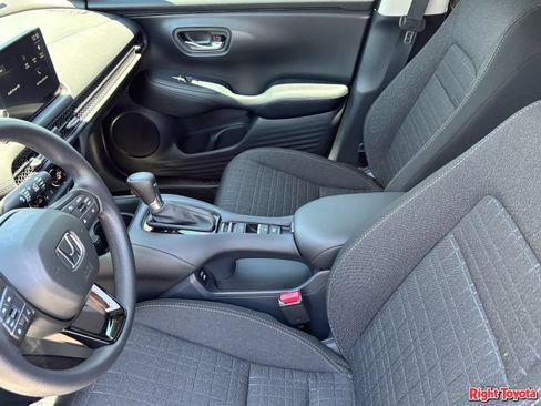 Used 2027 Honda HR-V LX image 20