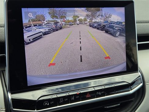 Certified 2024 Jeep Compass Limited w/ Sun and Sound Group image 20