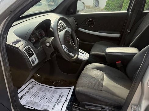 Used 2008 Pontiac Torrent 2WD image 11