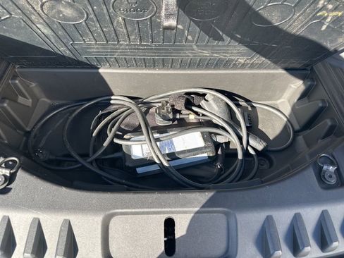 Used 2024 Ford F150 Lightning XLT image 15