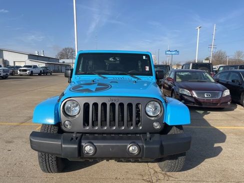 Used 2017 Jeep Wrangler Unlimited Sport image 2
