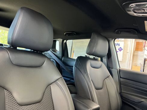 New 2026 Jeep Compass Latitude AWD/4WD image 16