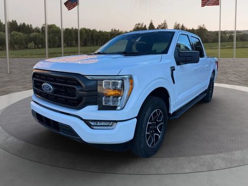 Used 2021 Ford F150 XLT w/ Equipment Group 302A High AWD/4WD image 1