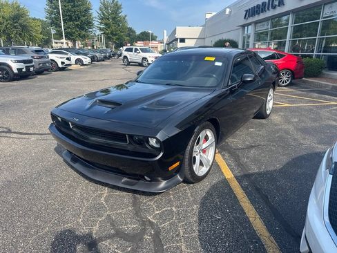 Used 2011 Dodge Challenger SRT8 RWD image 3