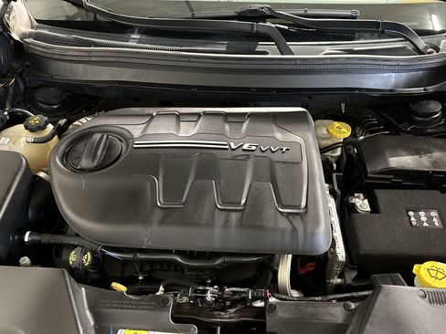 Used 2018 Jeep Cherokee Limited image 11