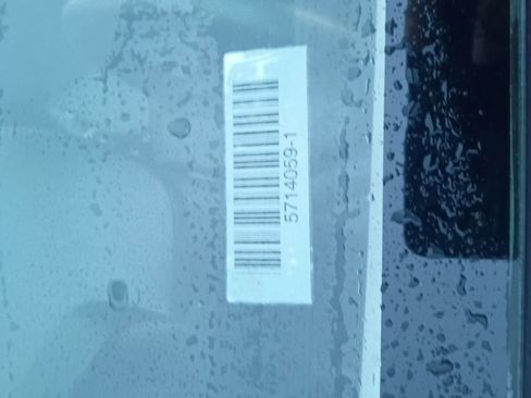 Used 2025 Chevrolet Trax LT w/ LT Convenience Package image 9