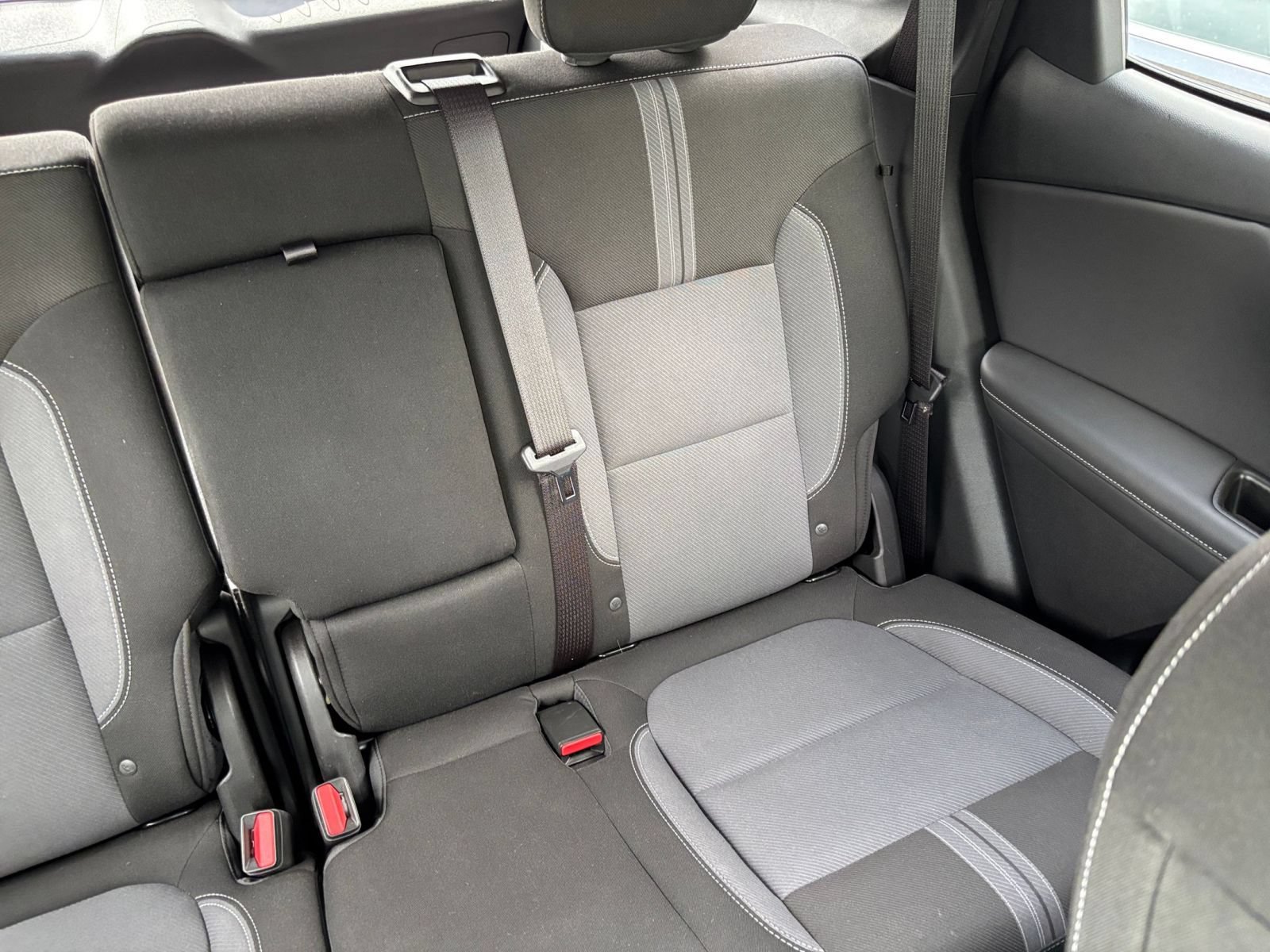 Used 2026 Chevrolet Blazer LT FWD image 36