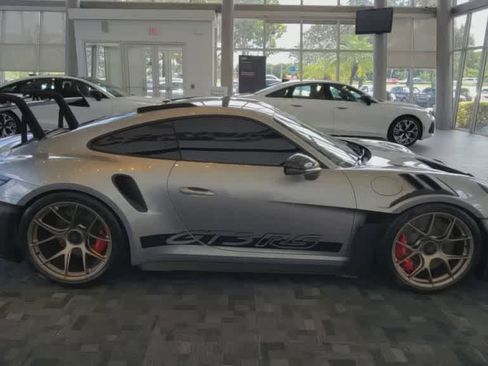 Used 2023 Porsche 911 GT3 RS RWD image 9