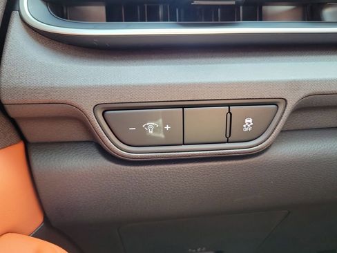 New 2026 Kia Carnival EX FWD image 24