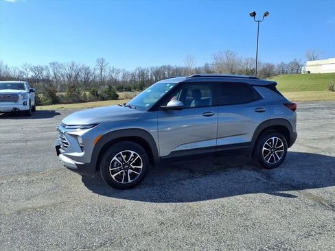 Used 2025 Chevrolet TrailBlazer LT image 29