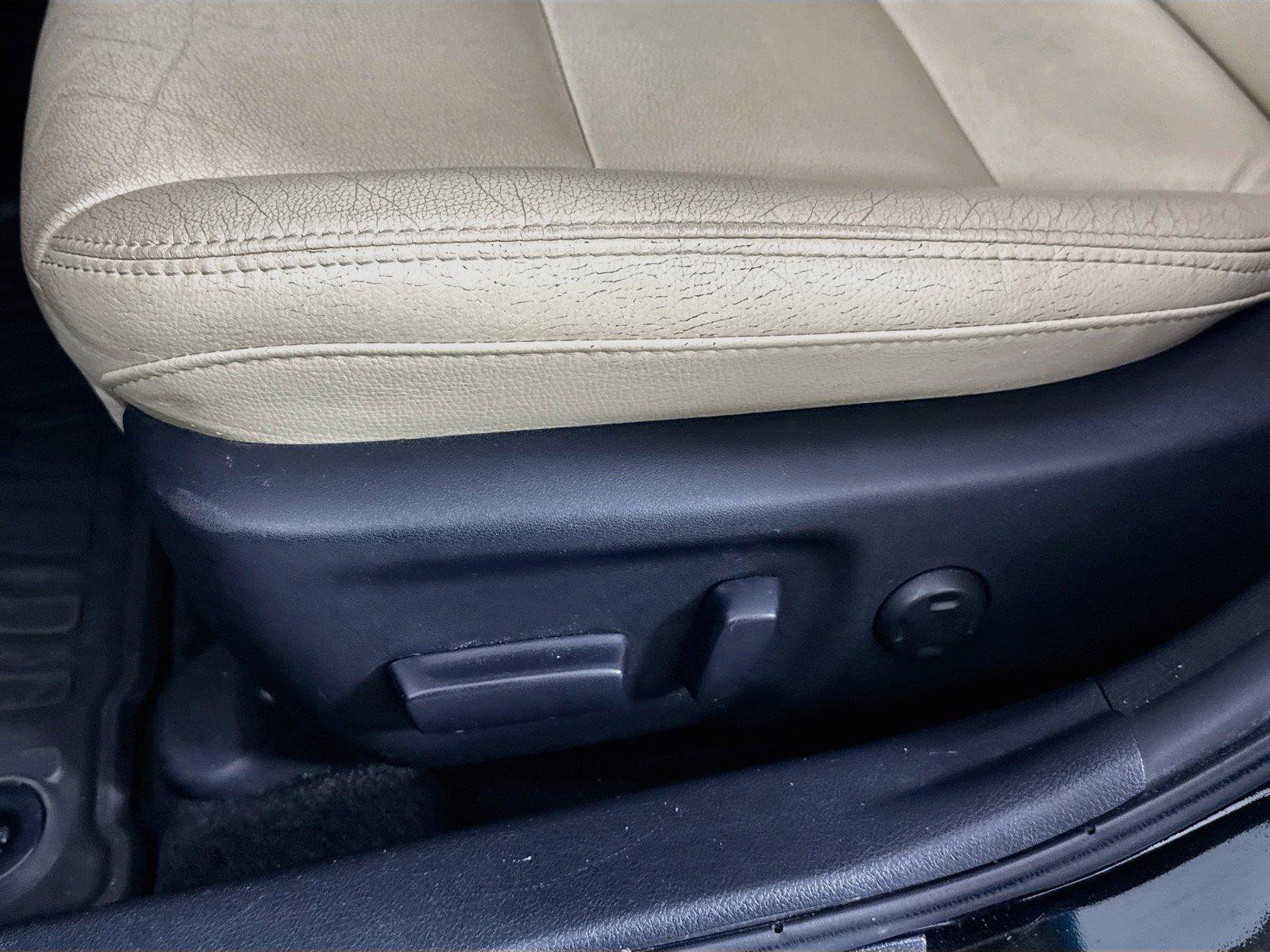 Used 2016 Toyota Avalon XLE Premium FWD image 31