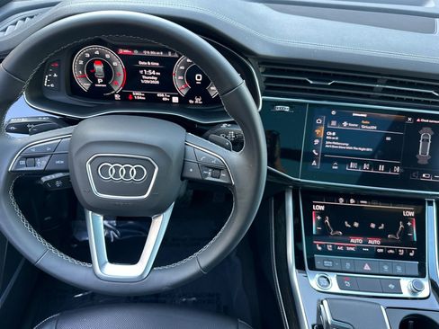 Used 2025 Audi Q8 Premium Plus w/ Premium Plus Package image 30